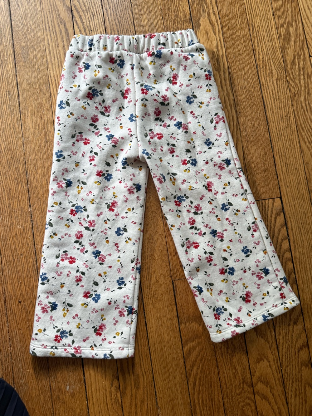 Gap Kids White Floral Sweat Pants - Size 4 - Picture 3 of 3